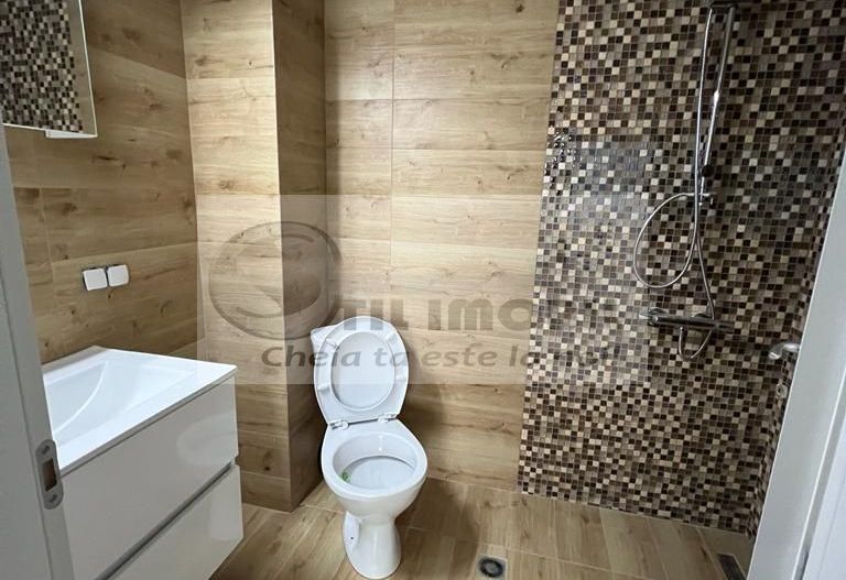 Apartament 4 camere - 85mp - Pacurari -Alpha Bank - Poză 11