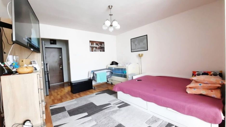 Garsonieră confort marit, cu balcon, zona linistita, Cluj-Napoca. - Poză 2