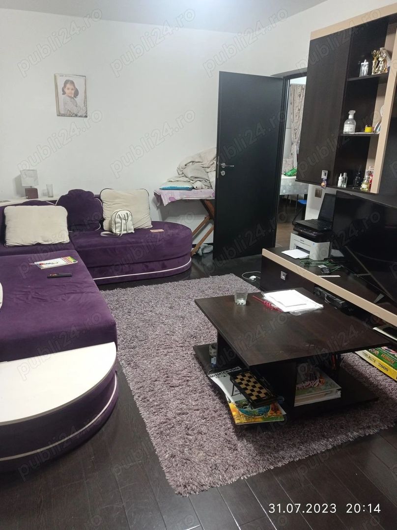 Vând apartament 3 camere. - Poză 1