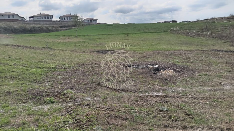 Doua Terenuri INTRAVILANE CU UTILITATI Dezmir, Cluj 500mp - Poză 1