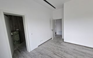Casa premium cu teren 815 mp terasa balcon si garaj zona Selimbar - Poză 4