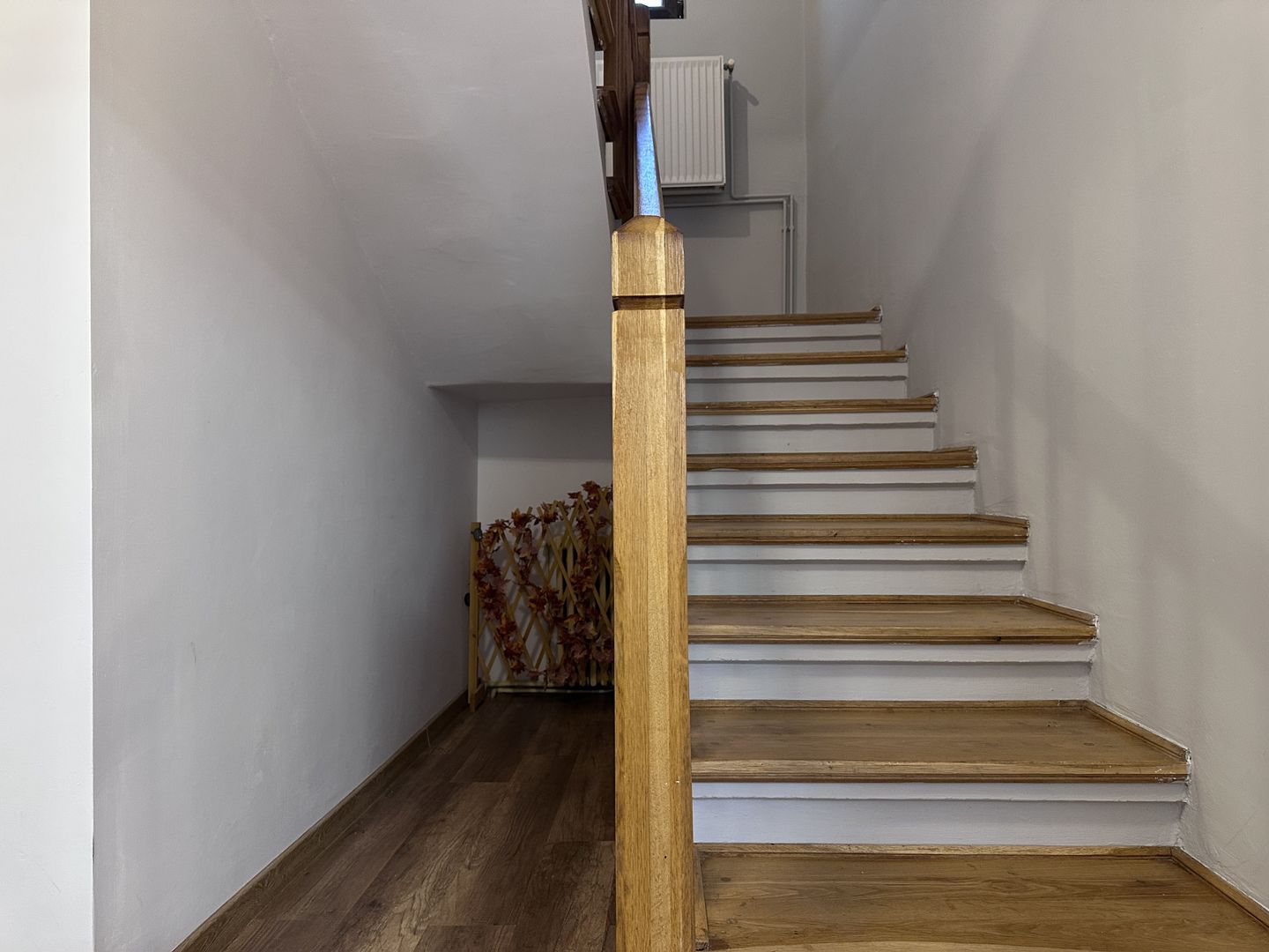 Gata de locuit! Vanzare casa cu 5 camere in Priboiu, com.Branesti - Poză 33