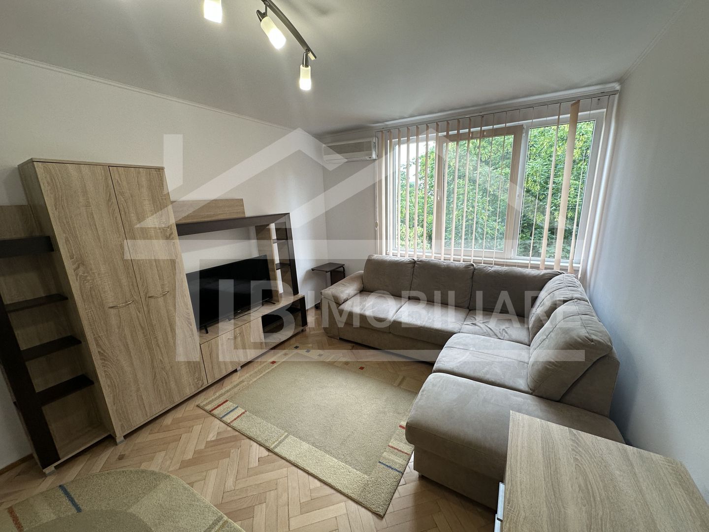 Apartament cu 2 camere, 55mp, Zona UMFST - Poză 1