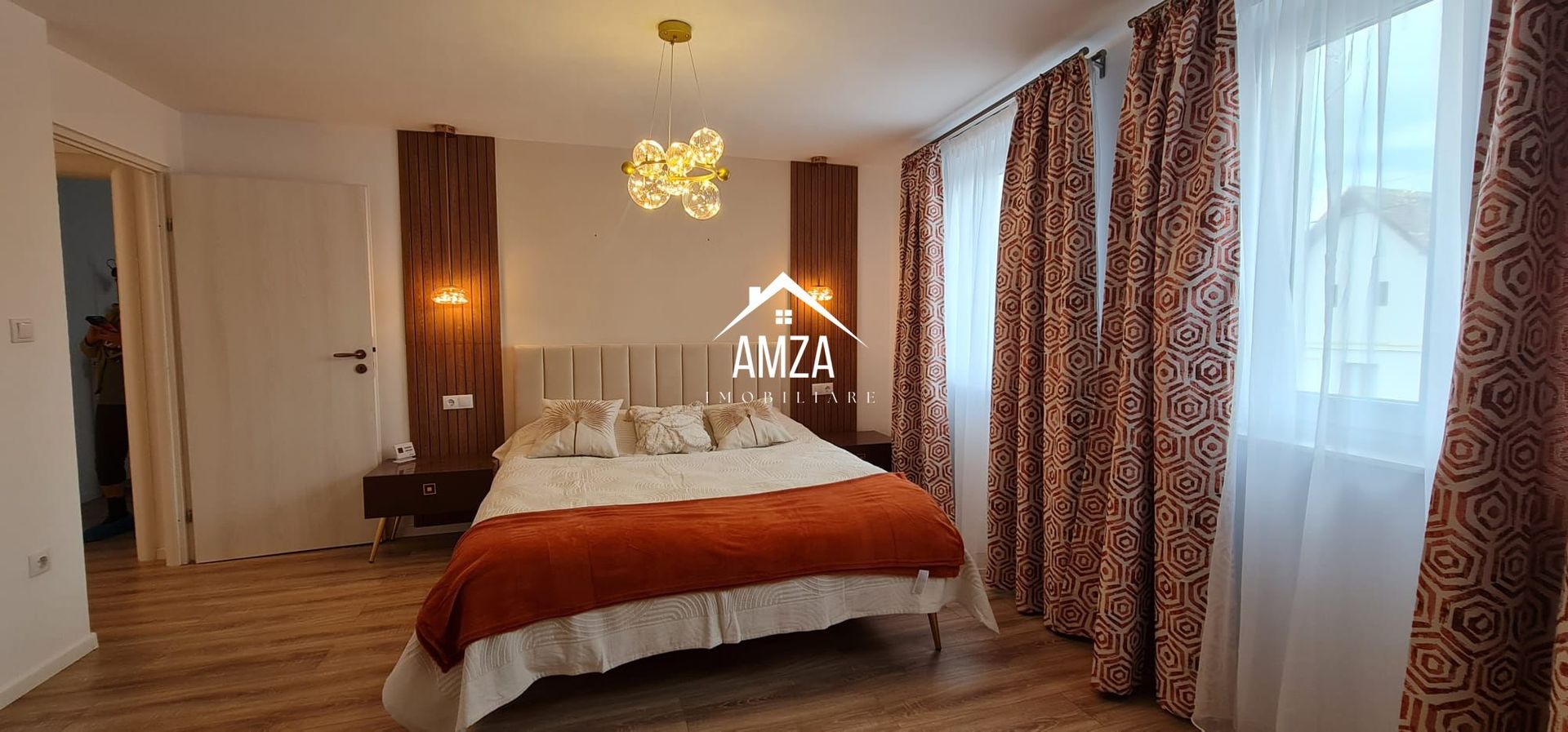 Vila spațioasă și elegantă de vânzare la intrarea în cartierul Turnișo - Poză 12