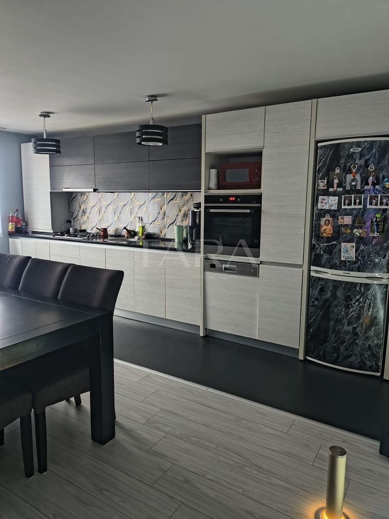 Apartament 3 camere, 92mp, depozitare, pod, complet mobilat și utilat. - Poză 3