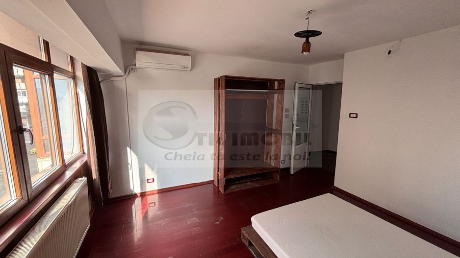 Apartament 3 camere Decomandat, et. 1, bulevard GARA - Poză 10