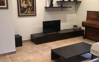 Apartament la casa zona Centrala - Poză 2