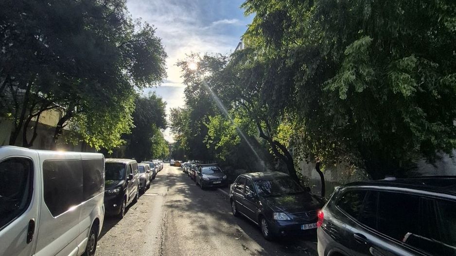 Ap decomandat 4 camere , 2 bai si 2 balcoane-zona Colentina bloc 1986 - Poză 27