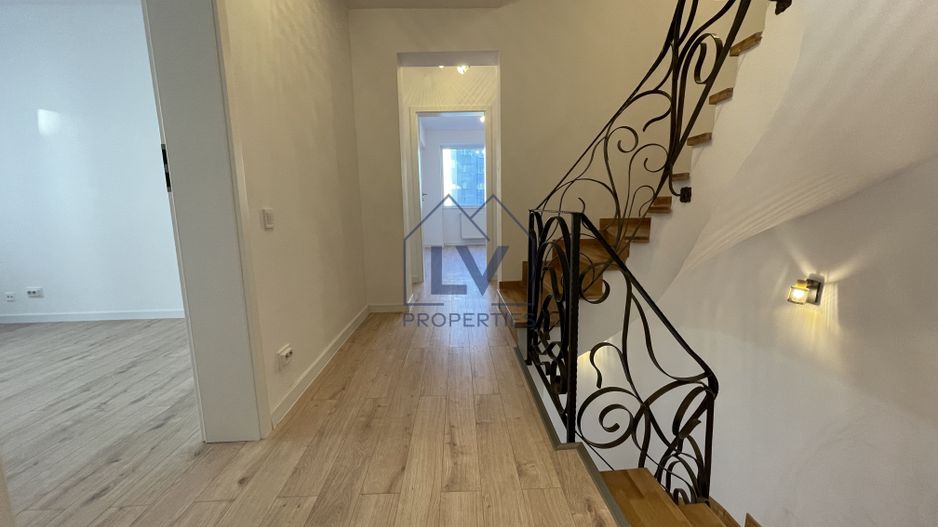 INCHIRIERE APARTAMENT 7 CAMERE | PIATA VICTORIEI - Poză 5