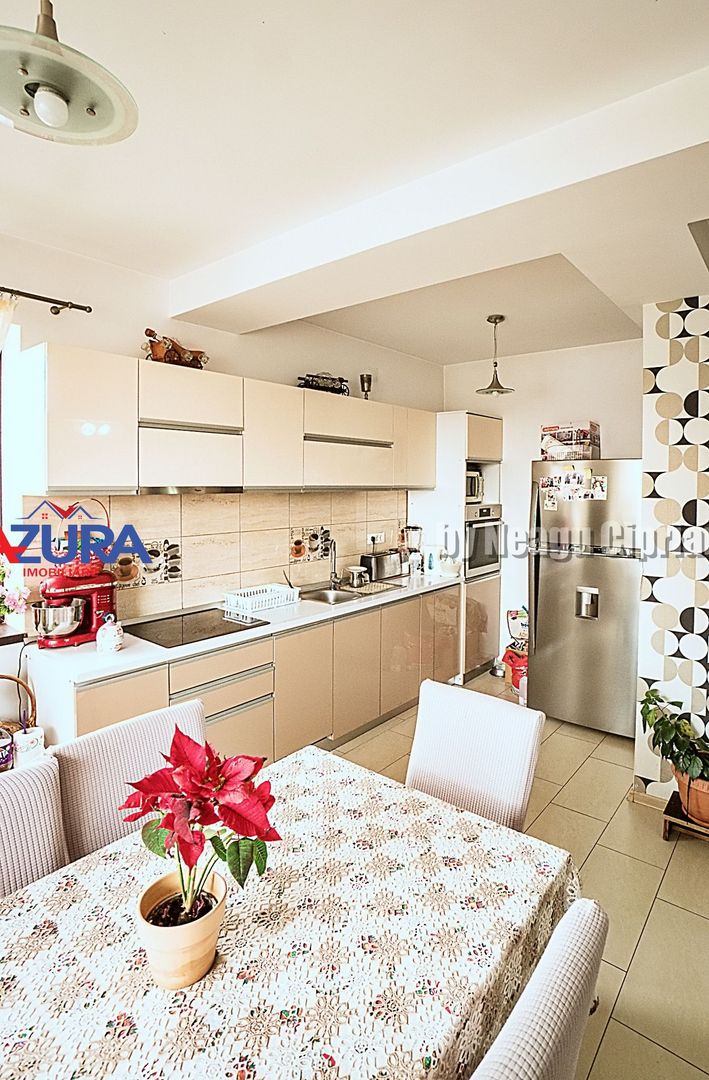 AZURA Imobiliare - 2 Case, 1 Camin - Smeura 250 m din DN zona Hintesti - Poză 7