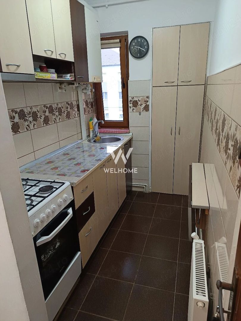 Apartament îngrijit 2 camere de vanzare, zona Cedonia - Poză 1