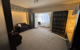 Apartament 1 cameră, zona Arcu-Billa, renovat și mobilat, disponibil imediat - Poză 1