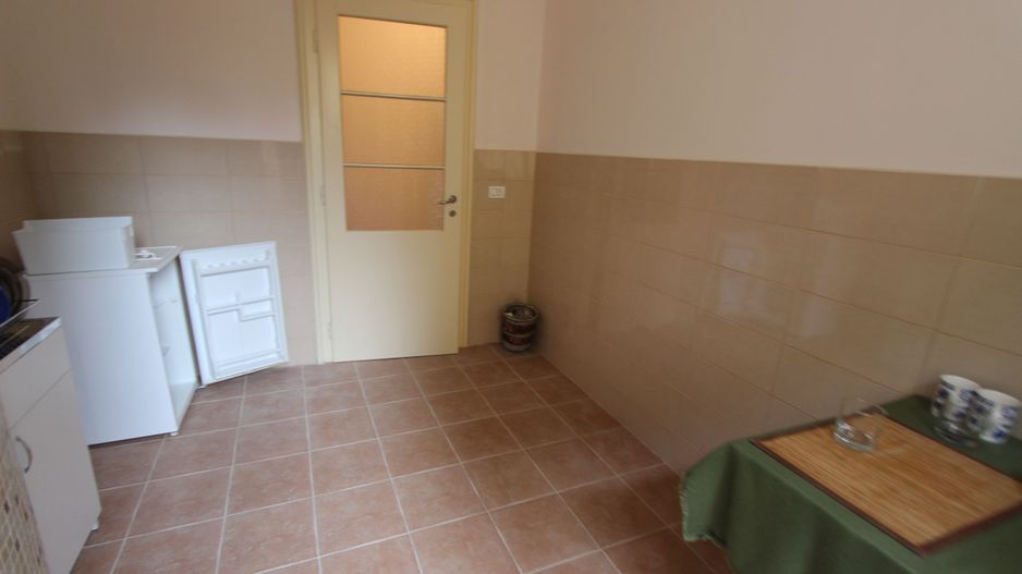 Apartament spatios 3 camere,zona medicina - Poză 13