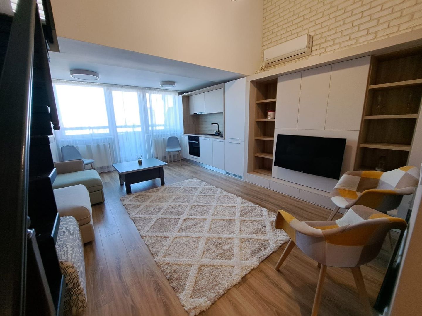 Apartament 2 camere tip penthouse 51 mp Tatarasi Cubis 450 euro - Poză 1