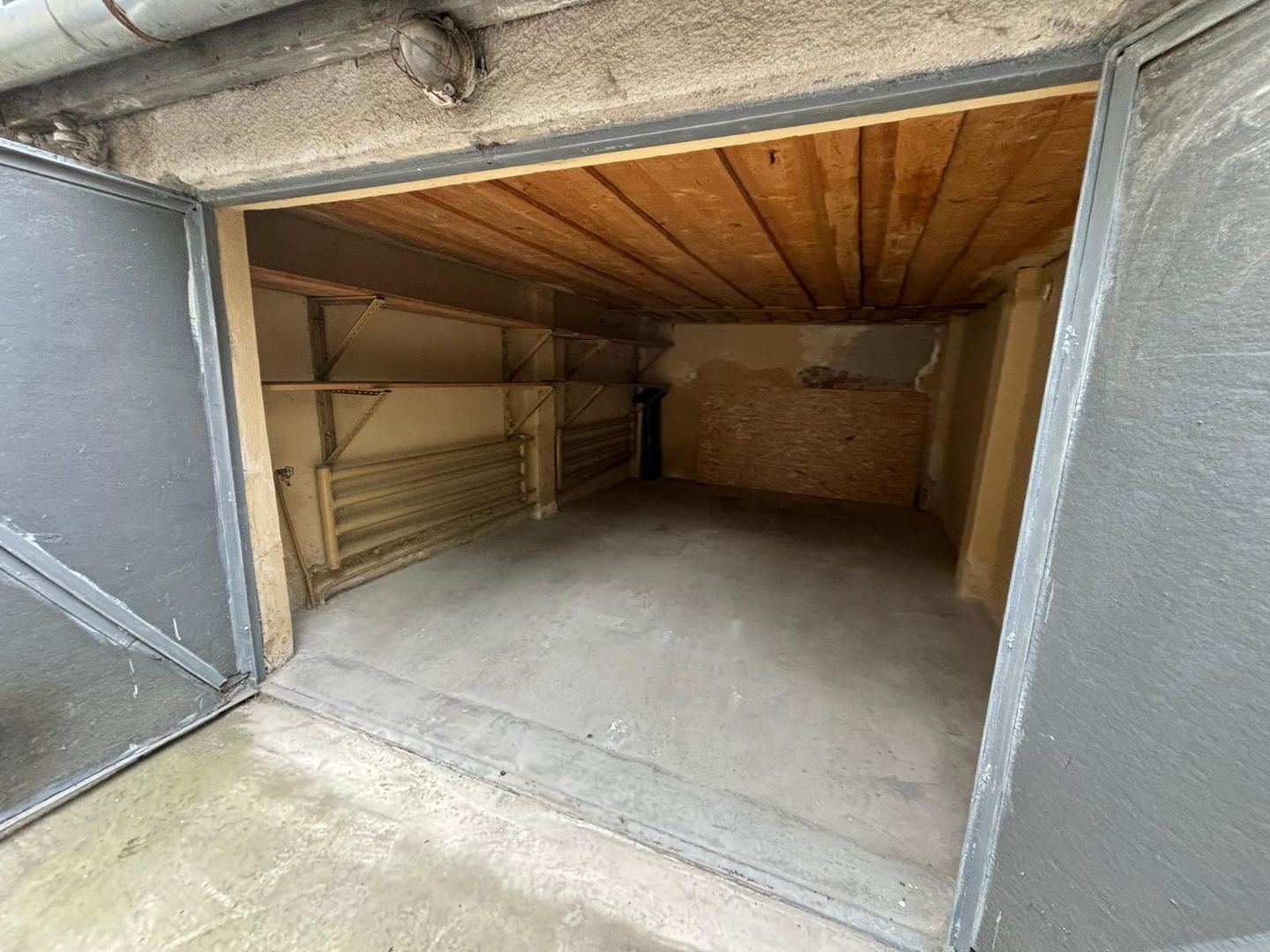 Garaj in zona Medicinei - Poză 1