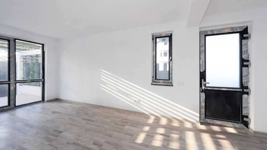 Casă Tip Duplex de Vânzare în Sânpetru | La Poalele Dealului Lempes - Poză 12