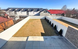 Casă smart de vânzare 4 camere Tehnologie premium Eficiență energetică ridicată - Poză 19