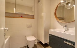 Apartament spatios 2 camere | Lacul Baneasa | Bloc boutique | Parcare subterana - Poză 10