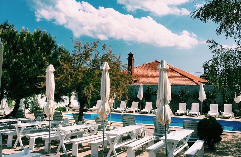 Vila turistica cu 50 camere de vanzare in 2 Mai/Constanta - Poză 10