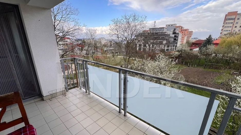 Apartament cu 3 camere în Zorilor strada Rapsodiei - Poză 6