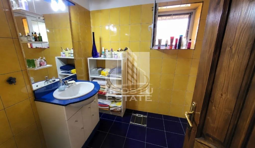Casă P+E+Pod înalt, teren 574 mp, garaj și fotovoltaice – Zona Lipovei - Poză 21
