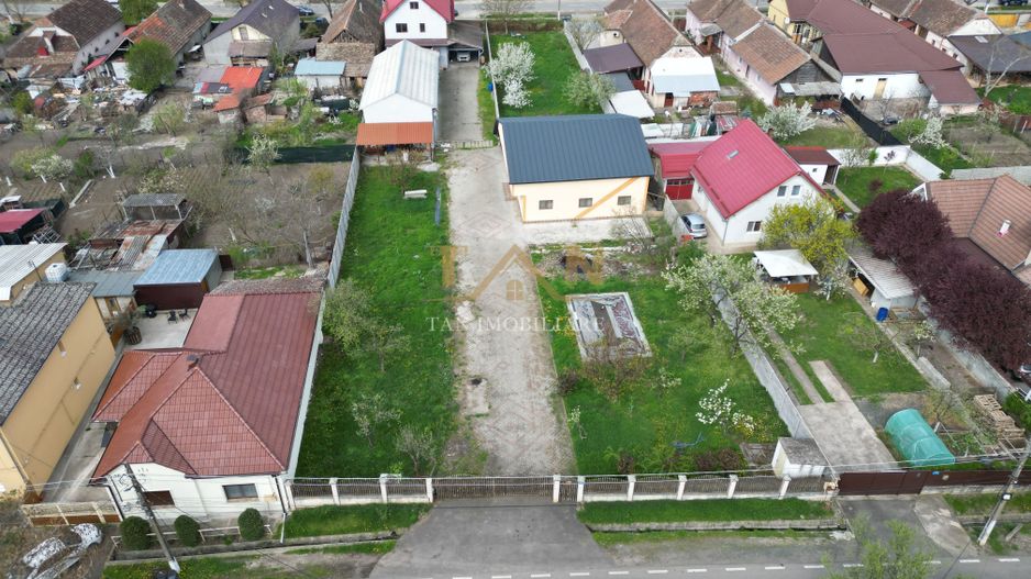 Proprietate multifunctionala Giarmata ideala antreprenori - Poză 1