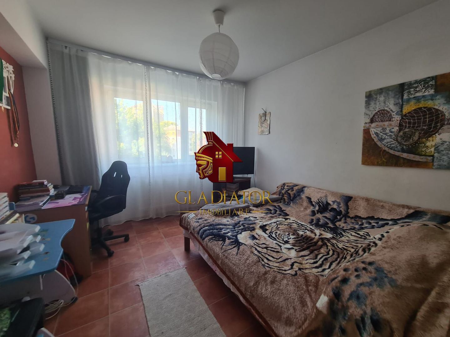 Apartament 2 camere – Tătărași, Ateneu – Etaj 2/4 – Renovat, poziție e - Poză 5