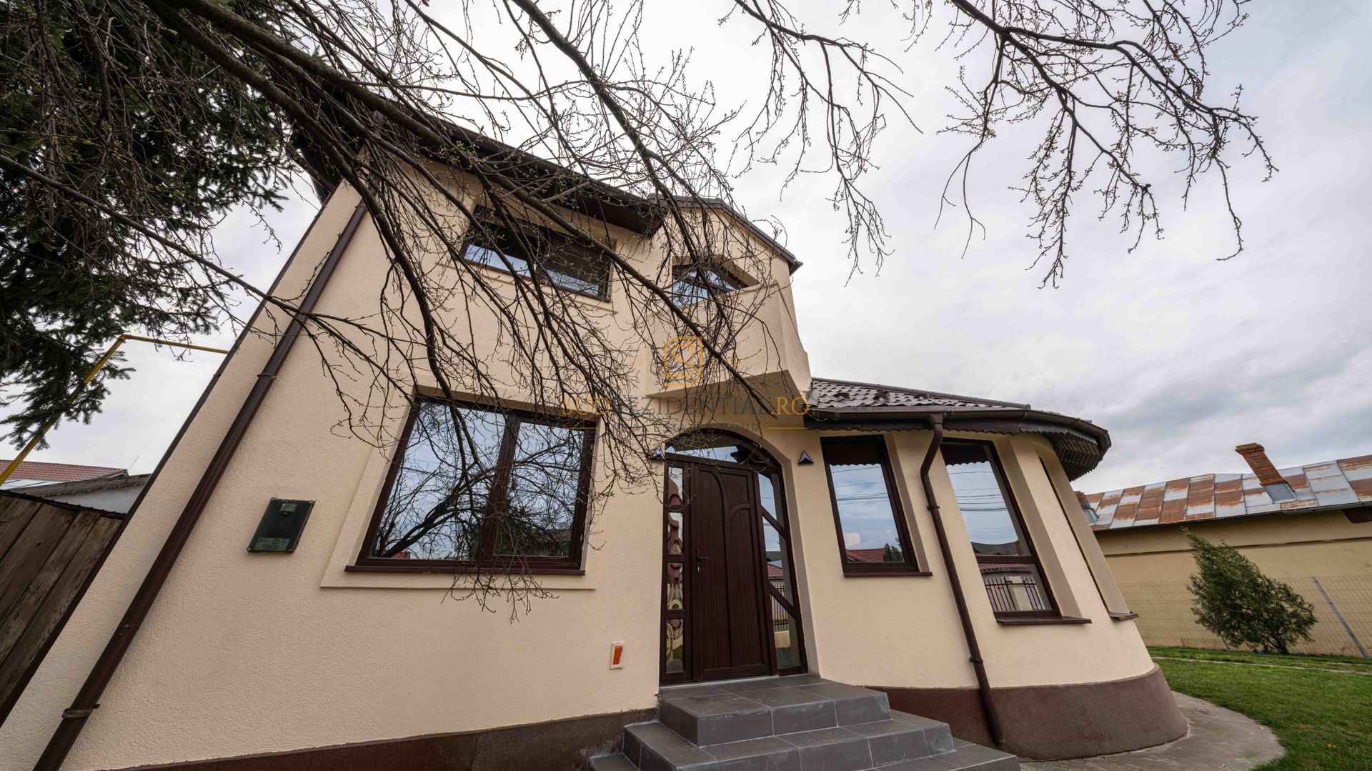 Vila indiviuala, 5 camere, curte libera 320 mp - Comuna Berceni, IF - Poză 3