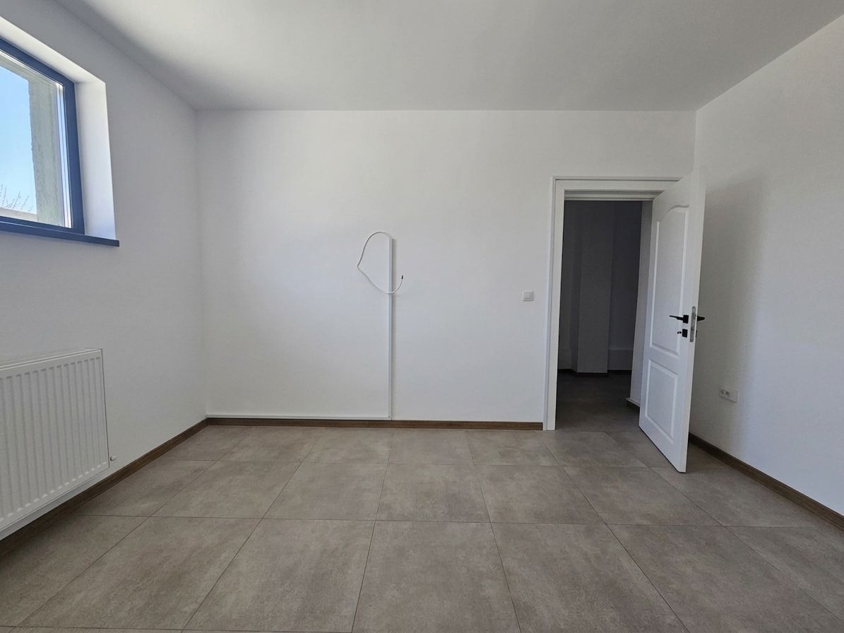 Apartament cu 2 camere de vanzare Ovidiu Constanta parcare inclusa - Poză 4