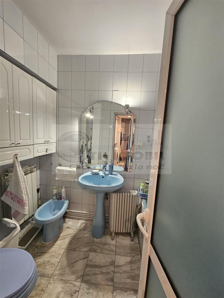 Apartament 4 camere, 95 mp – zonă Hala Centrala - Poză 12