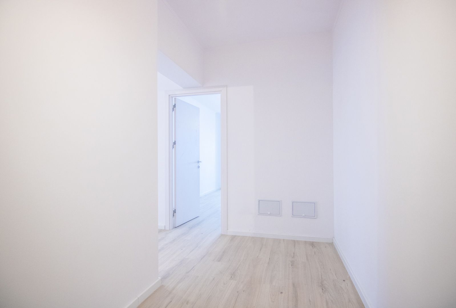 Apartament 2 camere, finisat complet, gata de mutare, centrala proprie noua - Poză 17