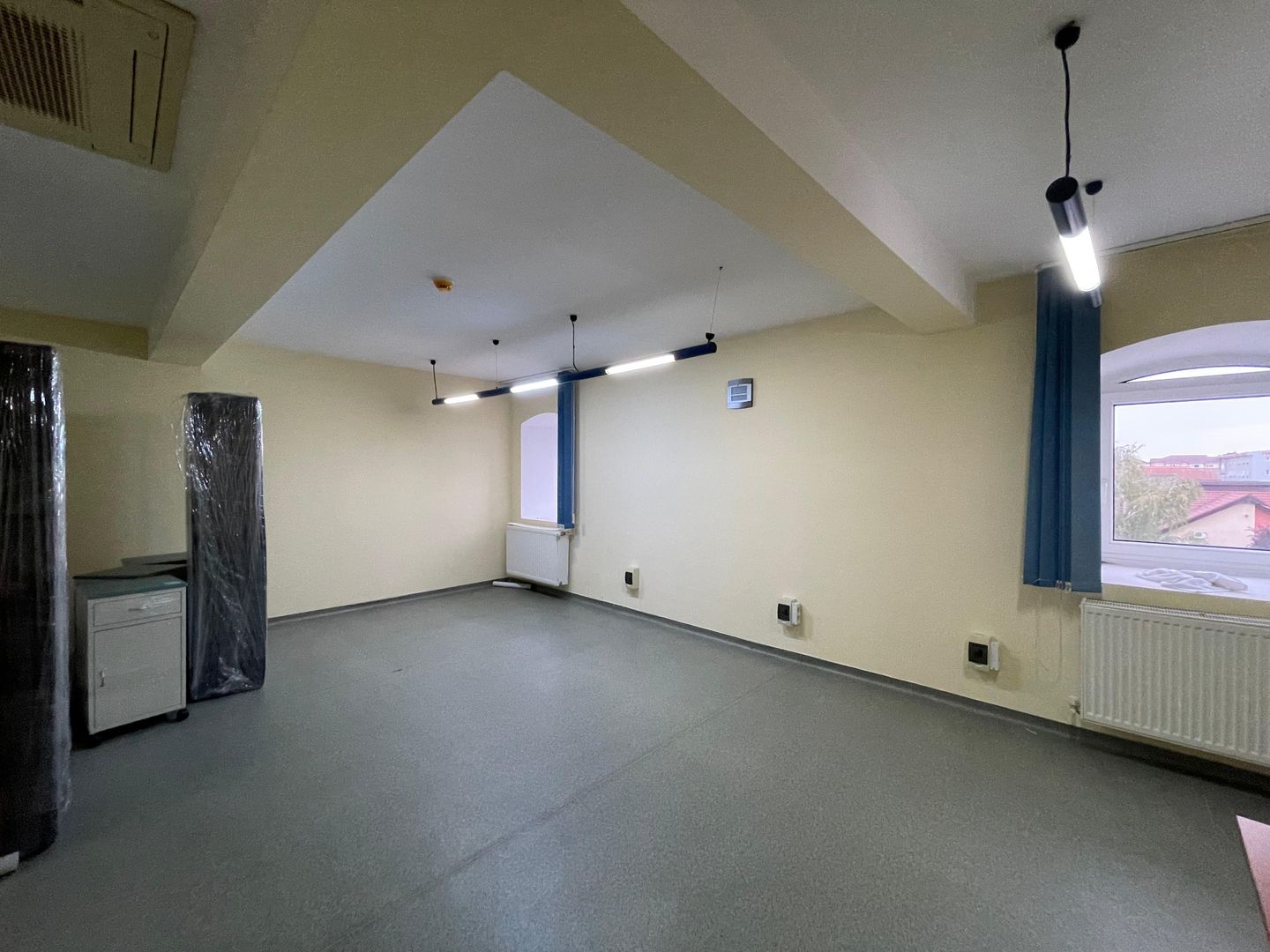 Spatiu bussines de 490mp intr-o vila pe 4 niveluri - Timisoara - Poză 29