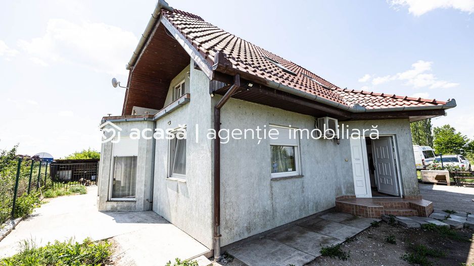 🏡 Visează la casa perfectă în Cartierul de Vest! 🌳 - Poză 3