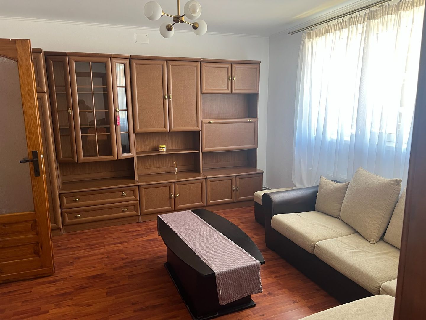 CASA DE INCHIRIAT - Poză 10