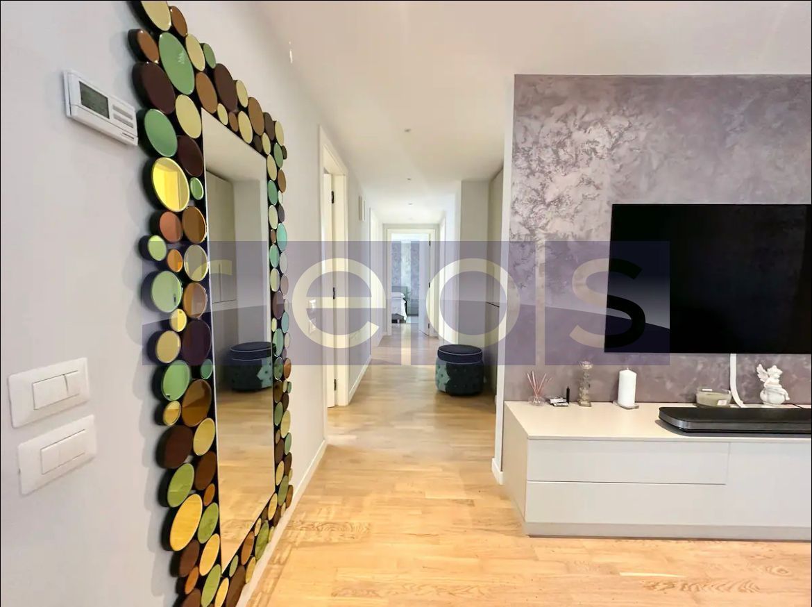 DE VANZARE 4 CAMERE | 131 MP | MOBILAT LUX | LOC PARCARE | NORDULUI | - Poză 11