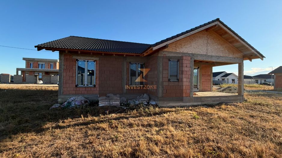 Casa la roșu ~ s.c: 163 mp, teren: 500 mp ~ Santandrei - Poză 4