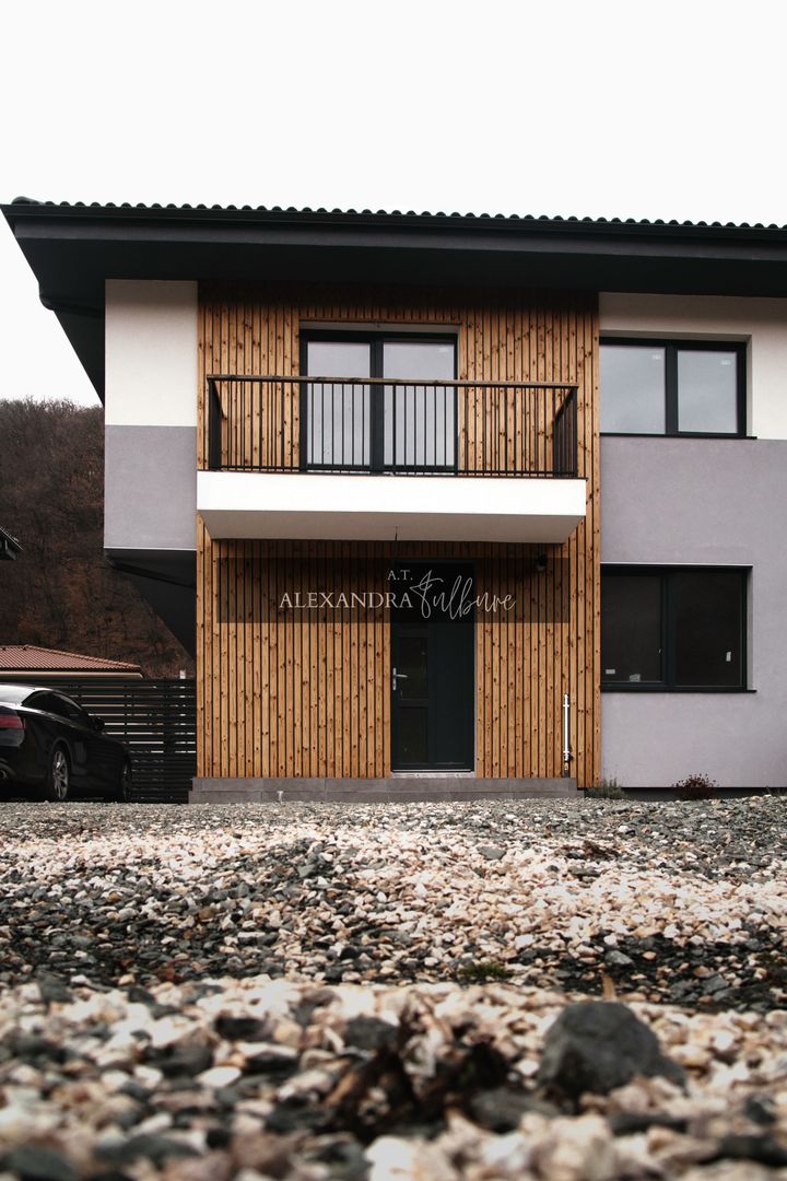 Duplex 4 camere DECOMANDATE, 120 mp utili, 180 mp curte, P+ET+POD - Poză 2