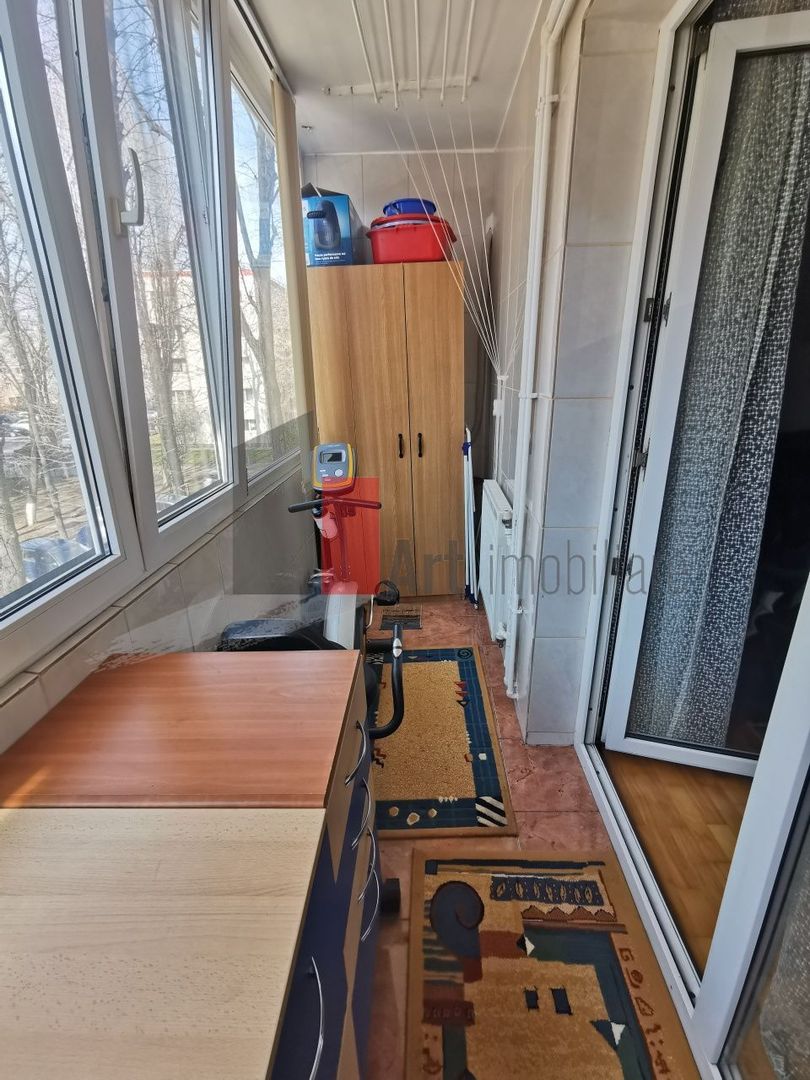 Vânzare apartament semidecomandat 4 camere cu centrală Bd. Obregia - Poză 29