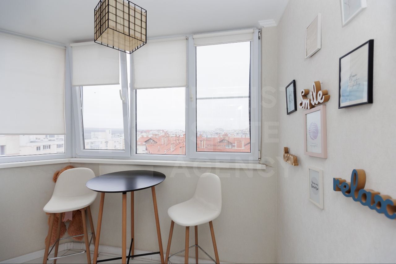 Vânzare, apartament, 2 camere + living, strada Alba Iulia, Buiucani - Poză 3