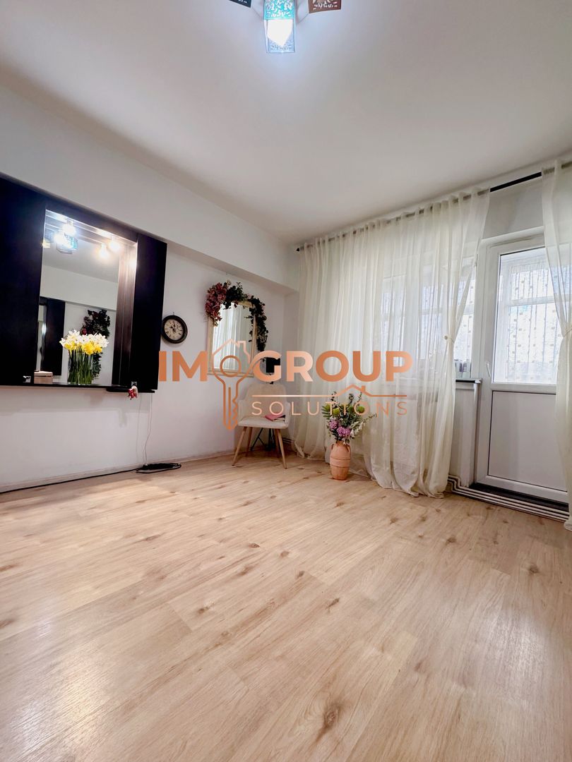 Apartament cu 3 camere - 75 Mp - Zona Tatarasi - Poză 3