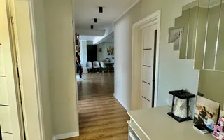 Apartament, parte dintr-un triplex, ultrafinisat, zonă liniștită și view superb! - Poză 11