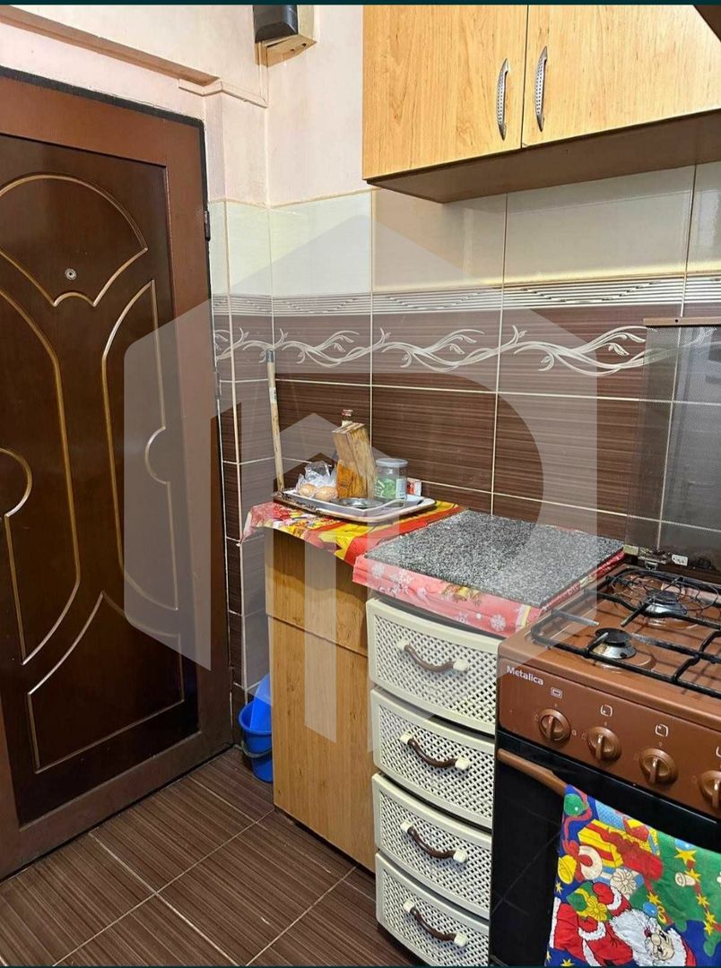 Etaj 1 / Garsoniera mobilata si utilata / Mutare imediata - Poză 4