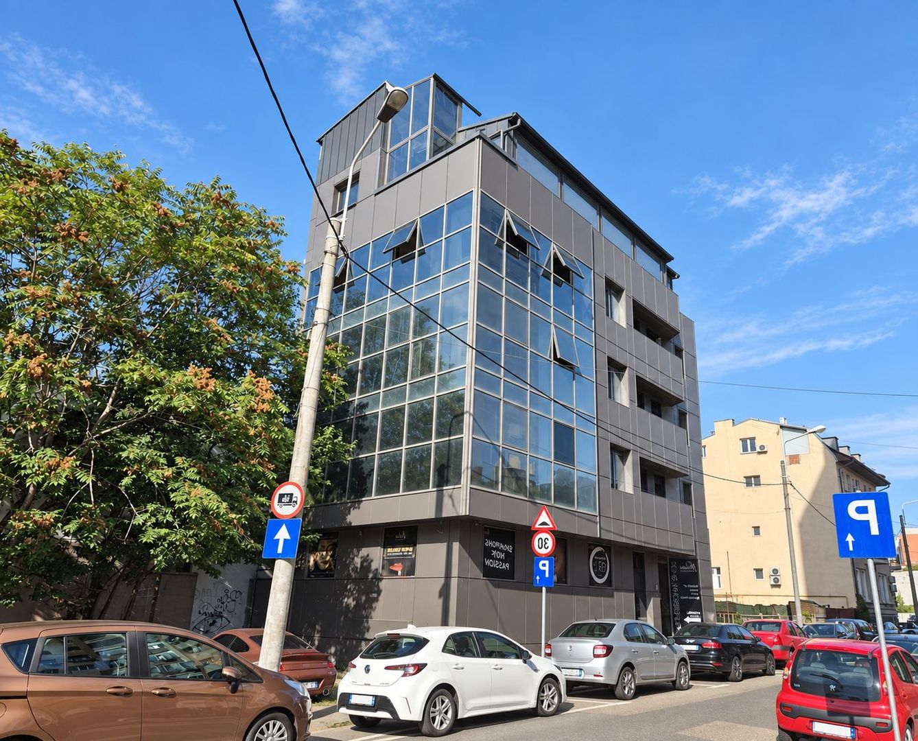 Clădire birouri clasa A 680 mp de închiriat, Pache Protopopescu - Poză 1