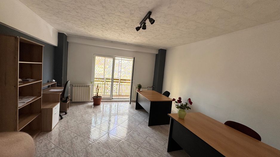 Apartament Burebista / P-ta Alba Iulia - Poză 1