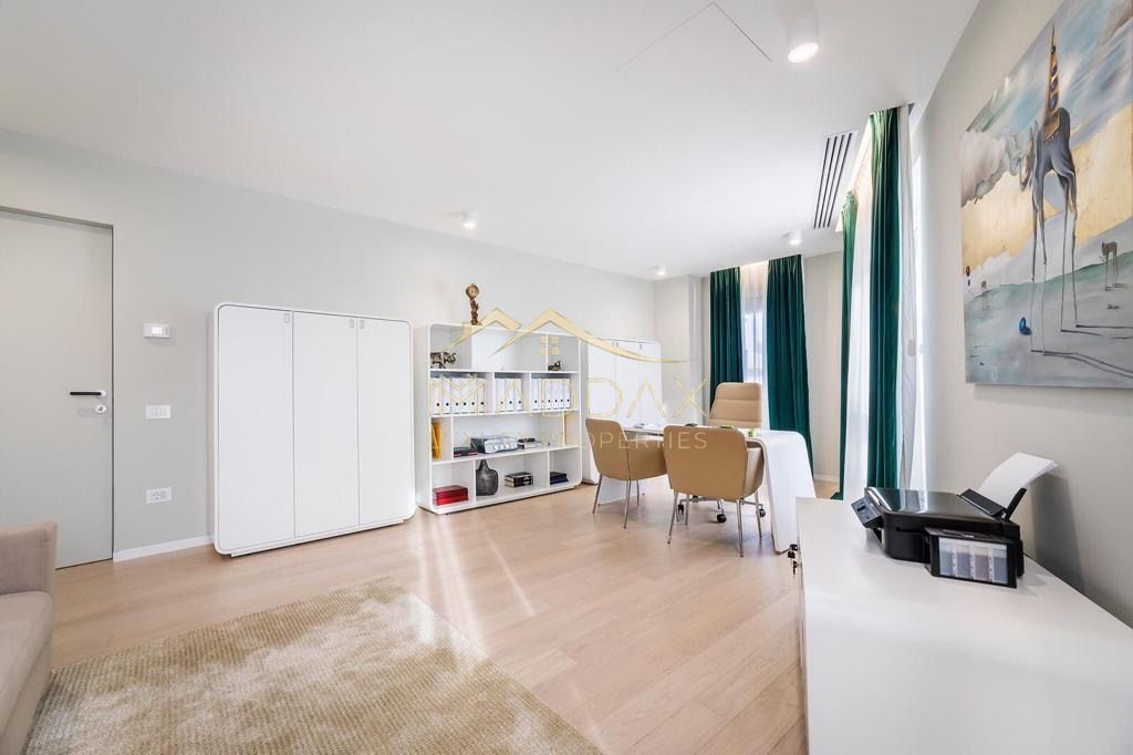 Penthouse cu 5 camere *347mp* + terasa 101mp* // Zona Herastrau - Poză 36