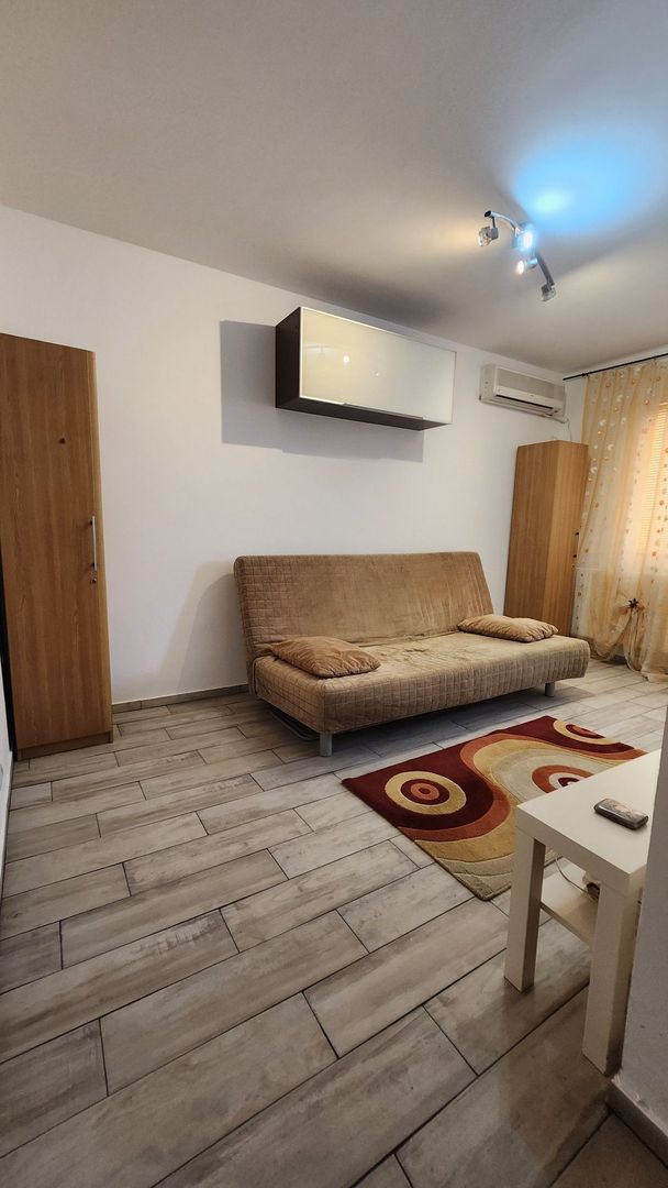 Alba Iulia, Unirii, Decebal - Poză 1