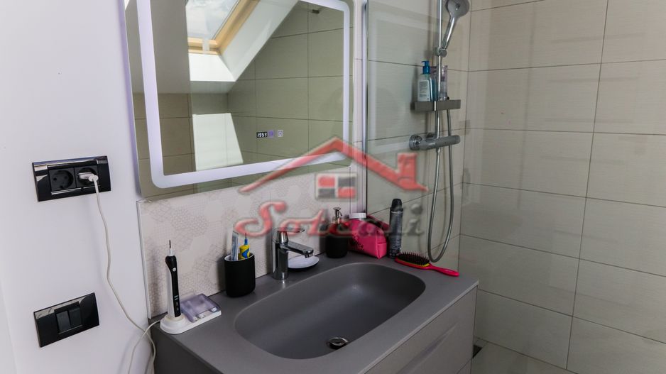 VILĂ MODERNĂ DE LUX CU PISCINĂ, FOTOVOLTAICE ȘI FOIȘOR – BREAZA - Poză 56