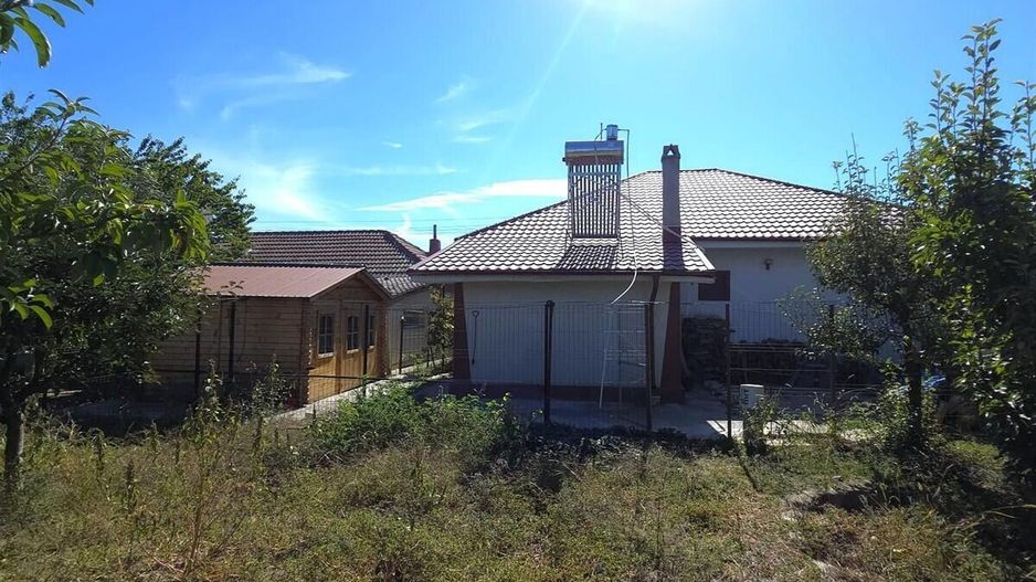 Castelu - Str. Florilor, casa din 2012, teren 737 mp si 106 mp utili - Poză 29