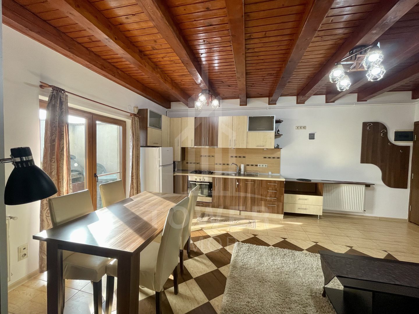 Apartament 3 camere deosebit, cu terasă spațioasă – zona Terezian - Poză 4