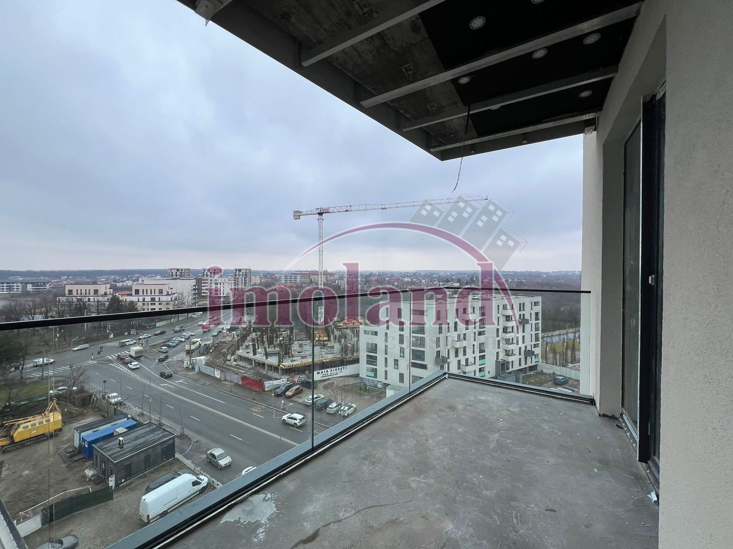 Vanzare - apartament 3 camere - NOU - Sisesti - Poză 1